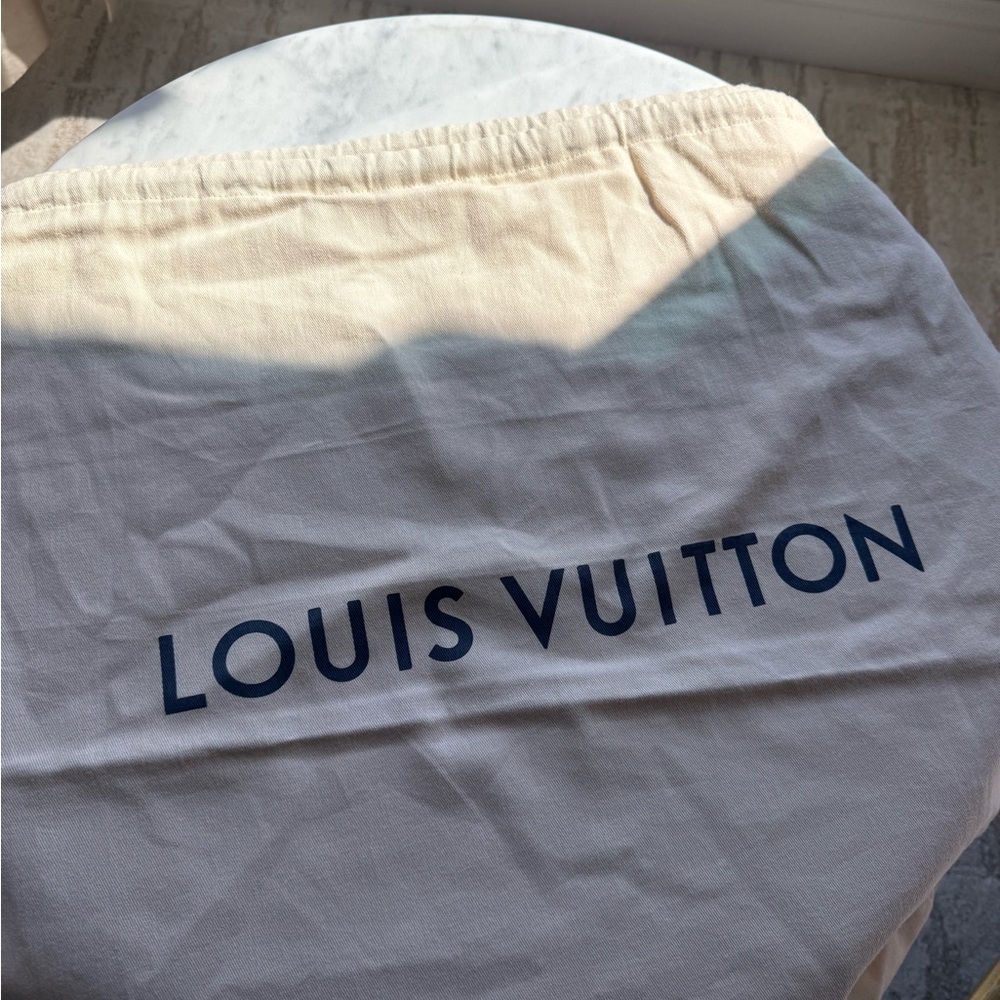 Louis Vuitton On The Go GM - Picture 6 of 10